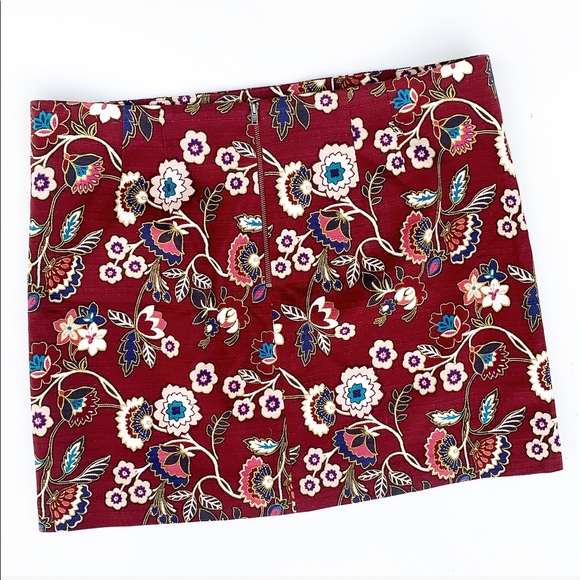 Loft Floral Print Tapestry Skirt, size 16 - Picture 4 of 4